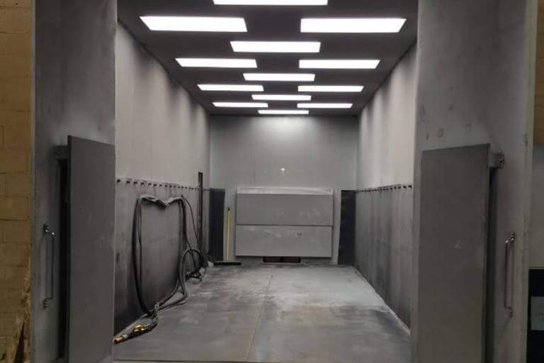 shipping-container-砂料blasting-room-booth-custom-design-build20